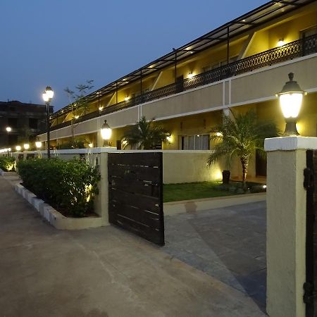 Misty Meadows, Lonavala Otel Dış mekan fotoğraf