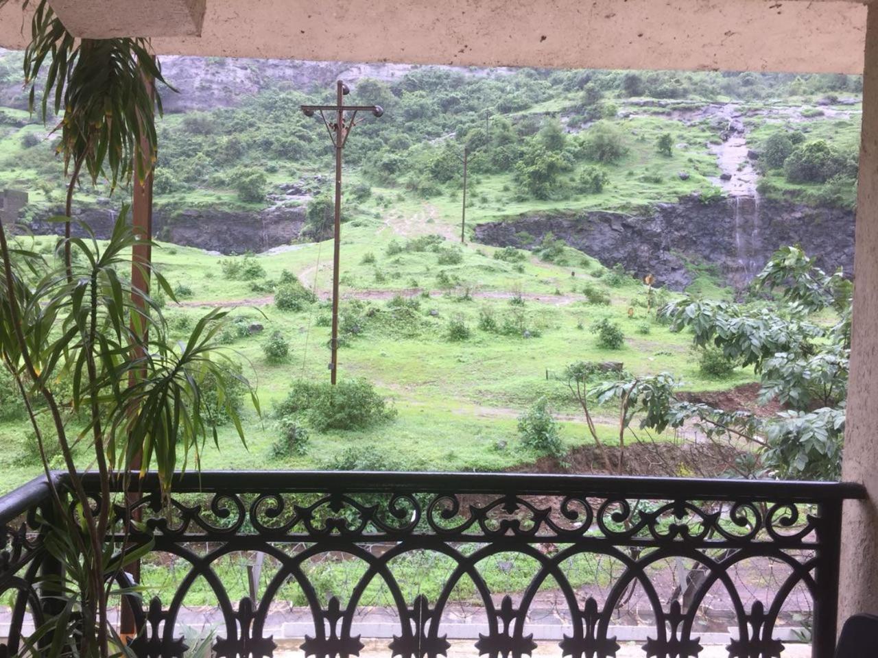 Misty Meadows, Lonavala Otel Dış mekan fotoğraf